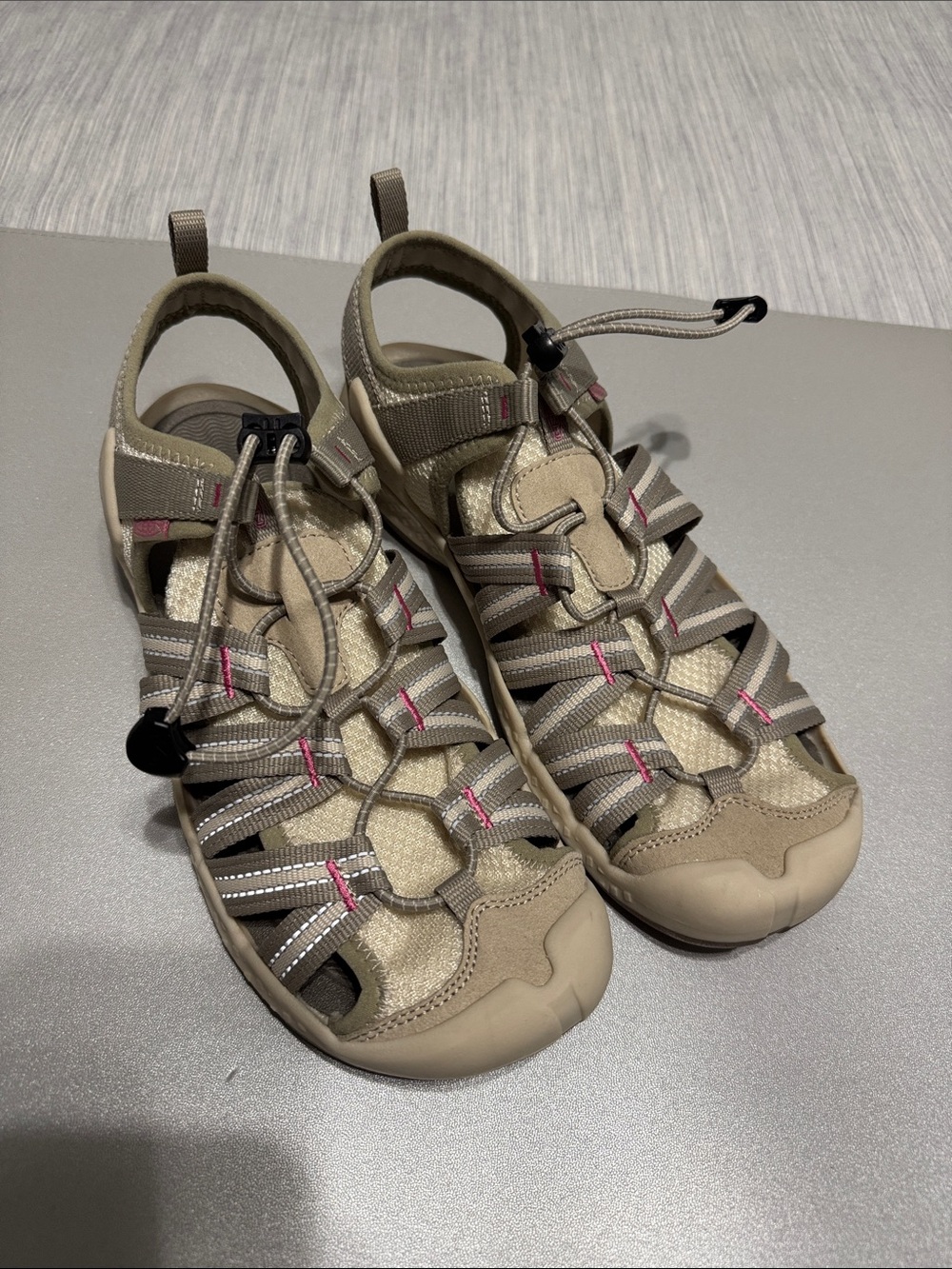 KEEN Drift Creek H2 Women's Taupe Pink Water Sandals Sz 10